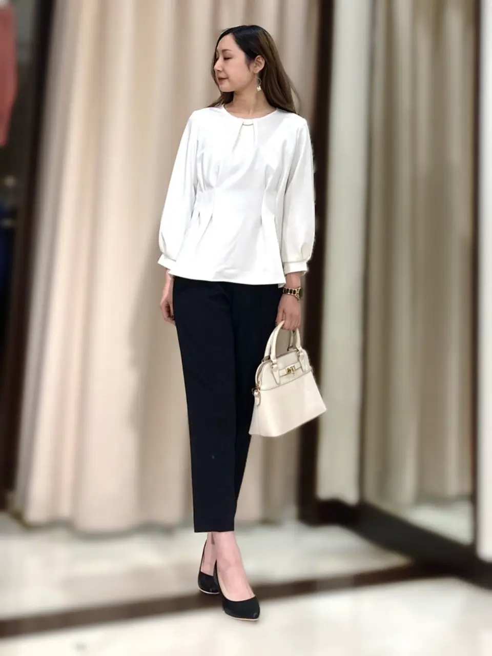 ANY SIS STAFF コーディネート画像