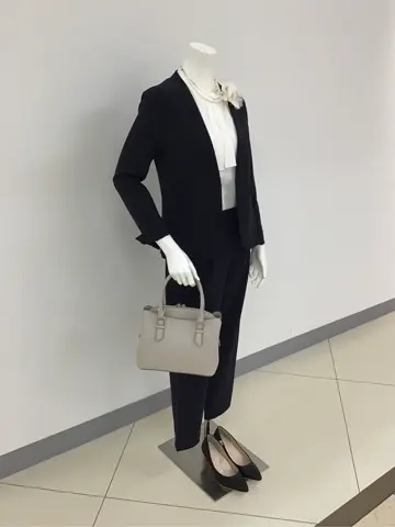 ANY SIS 橋本 コーディネート画像