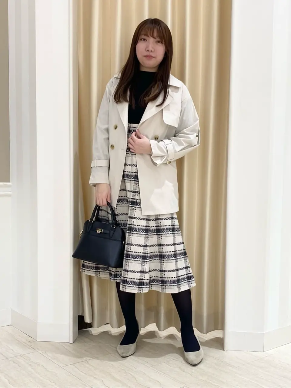 ANY SIS スタッフ コーディネート画像