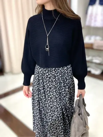 ANY SIS STAFF コーディネート画像