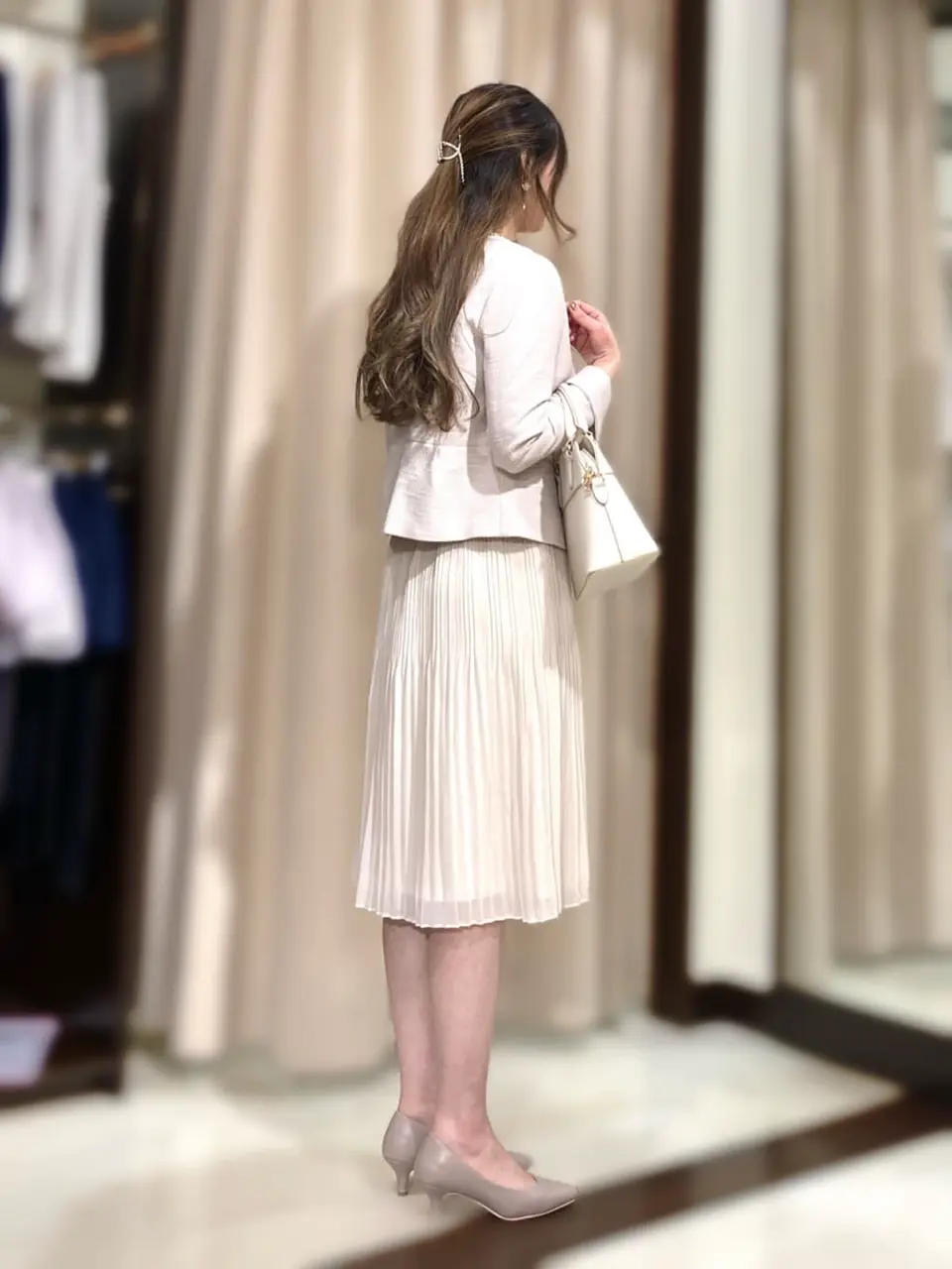 ANY SIS STAFF コーディネート画像