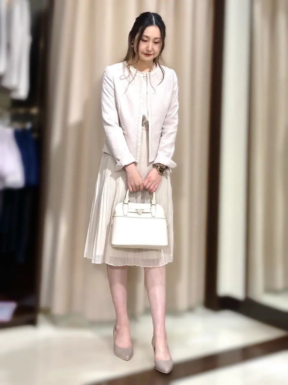 ANY SIS STAFF コーディネート画像