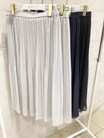 ANY SIS 髙橋 コーディネート画像