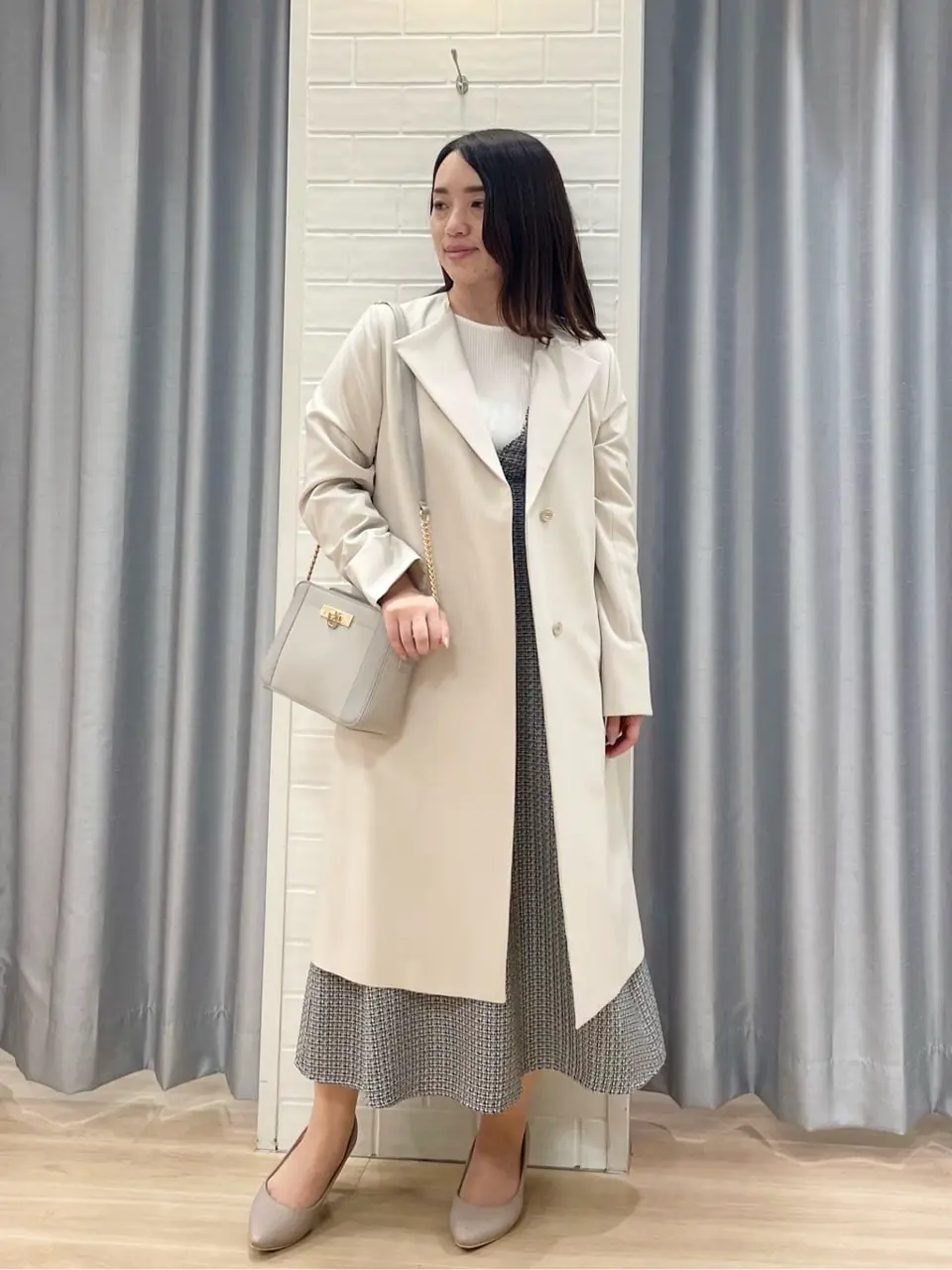 ANY SIS 丸岡 コーディネート画像