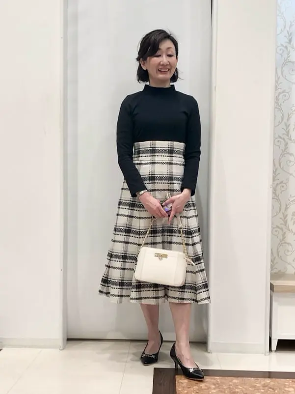 ANY SIS スタッフ コーディネート画像