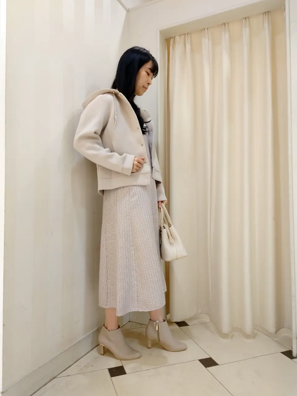 ANY SIS スタッフ コーディネート画像