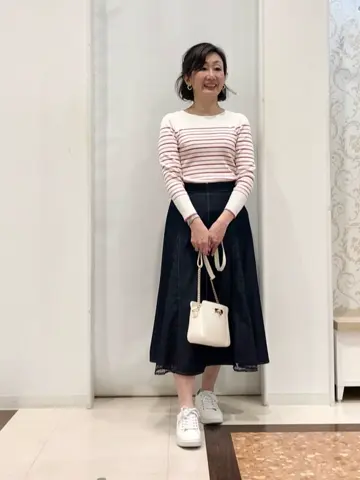 ANY SIS スタッフ コーディネート画像