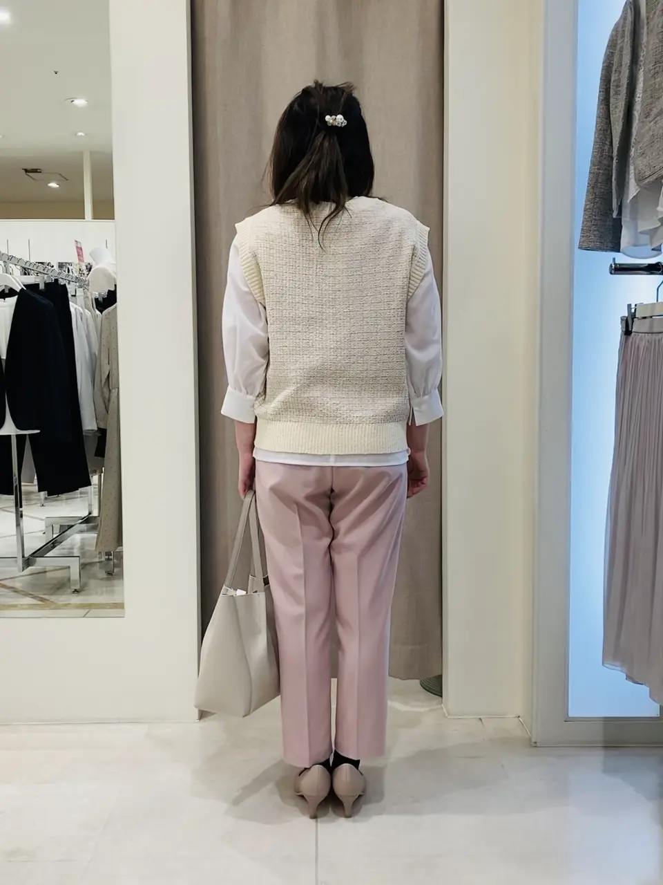 ANY SIS 川根　彩 コーディネート画像