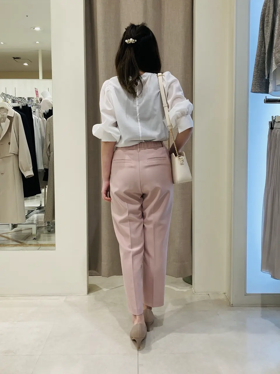 ANY SIS 川根　彩 コーディネート画像