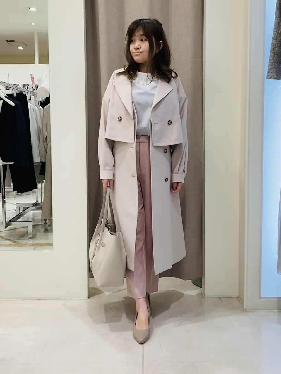 ANY SIS 川根　彩 コーディネート画像