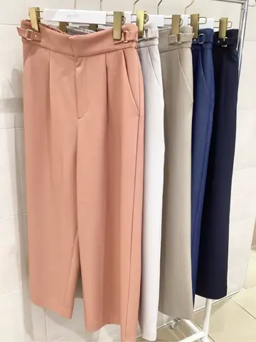 ANY SIS 藤森 コーディネート画像