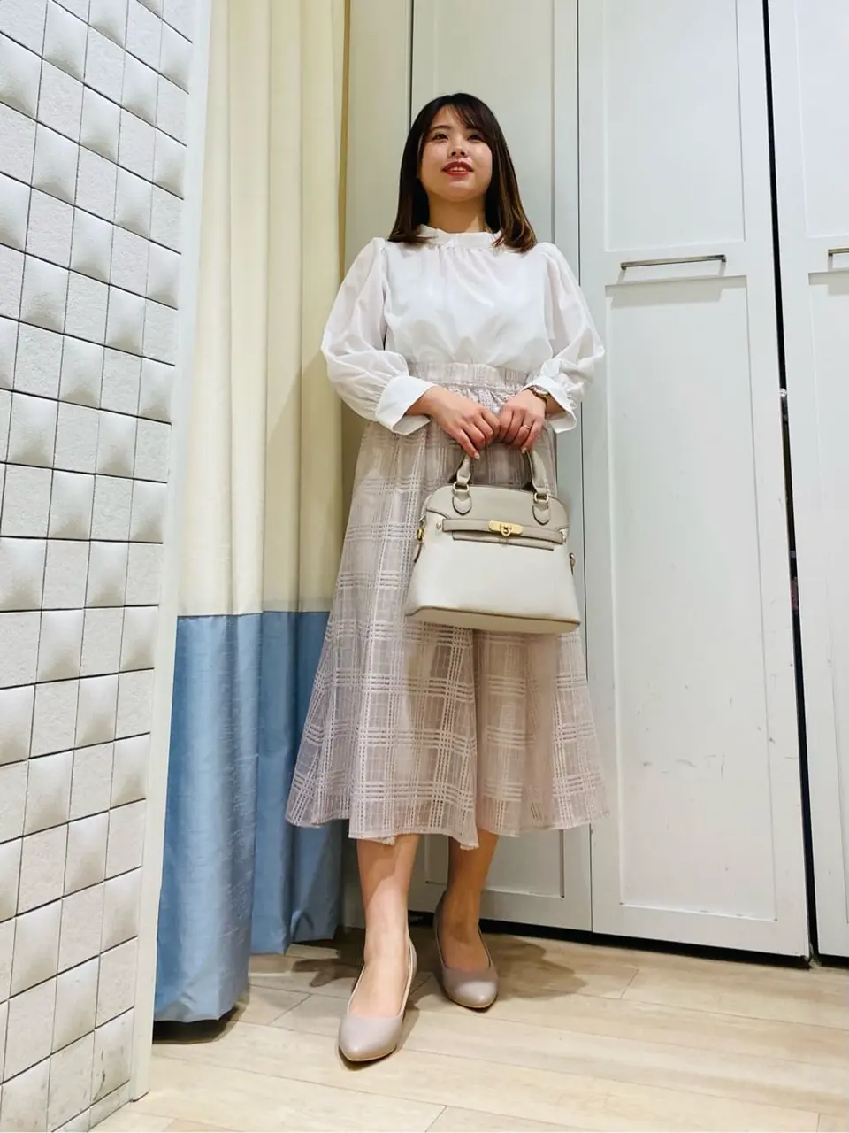 ANY SIS スタッフ コーディネート画像