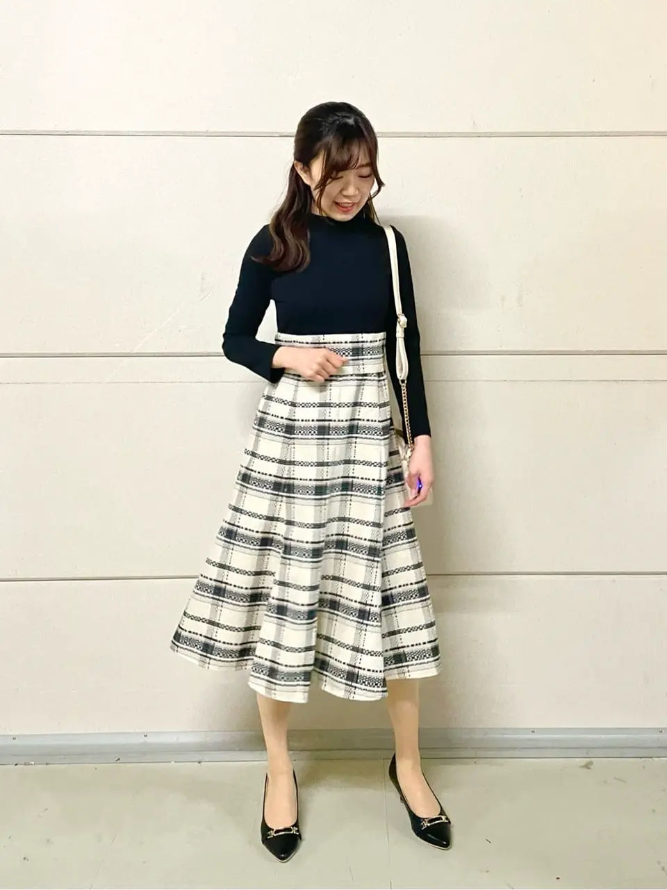 ANY SIS みぃ コーディネート画像