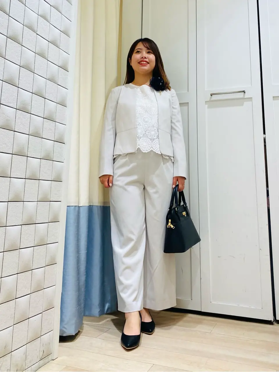 ANY SIS スタッフ コーディネート画像