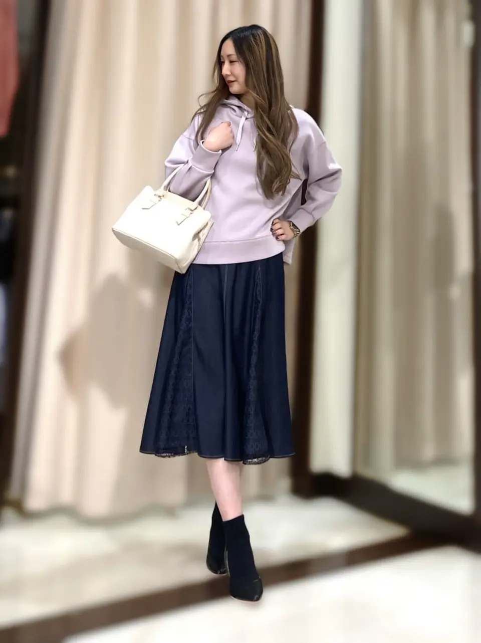 ANY SIS STAFF コーディネート画像