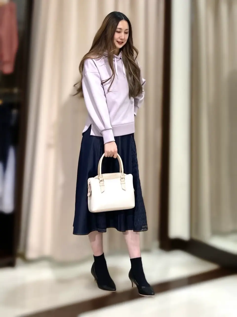 ANY SIS STAFF コーディネート画像