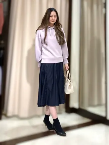 ANY SIS STAFF コーディネート画像