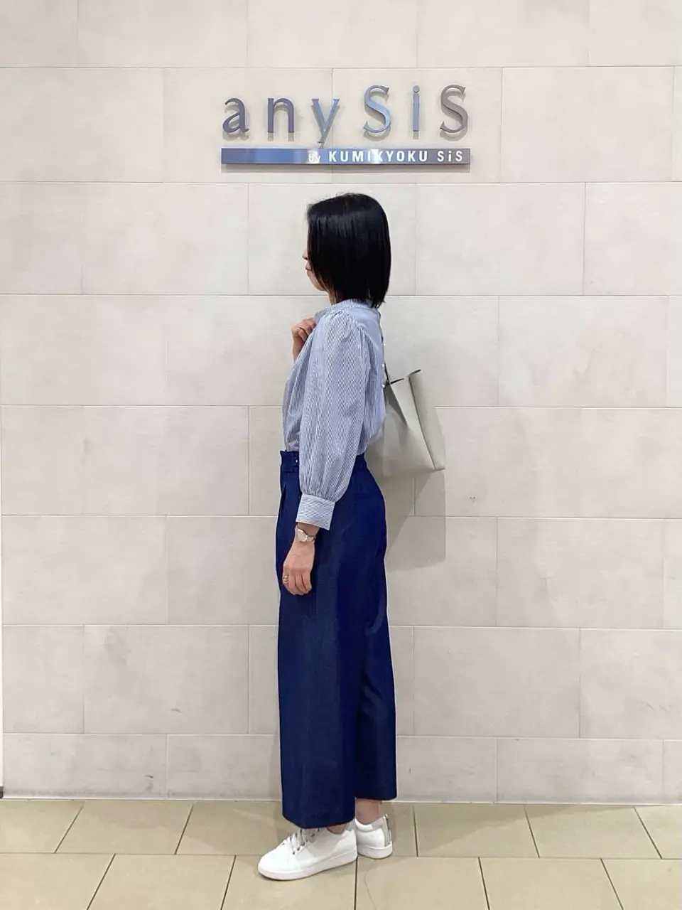 ANY SIS 藤森 コーディネート画像