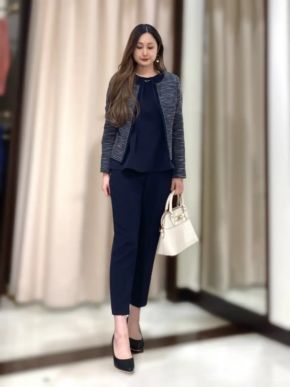 ANY SIS STAFF コーディネート画像