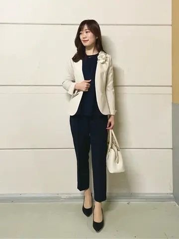 ANY SIS みぃ コーディネート画像