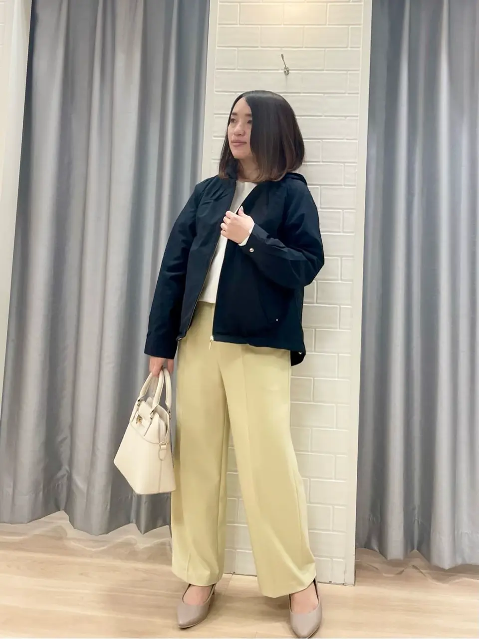 ANY SIS 丸岡 コーディネート画像