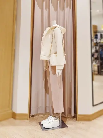 ANY SIS 岩田 コーディネート画像