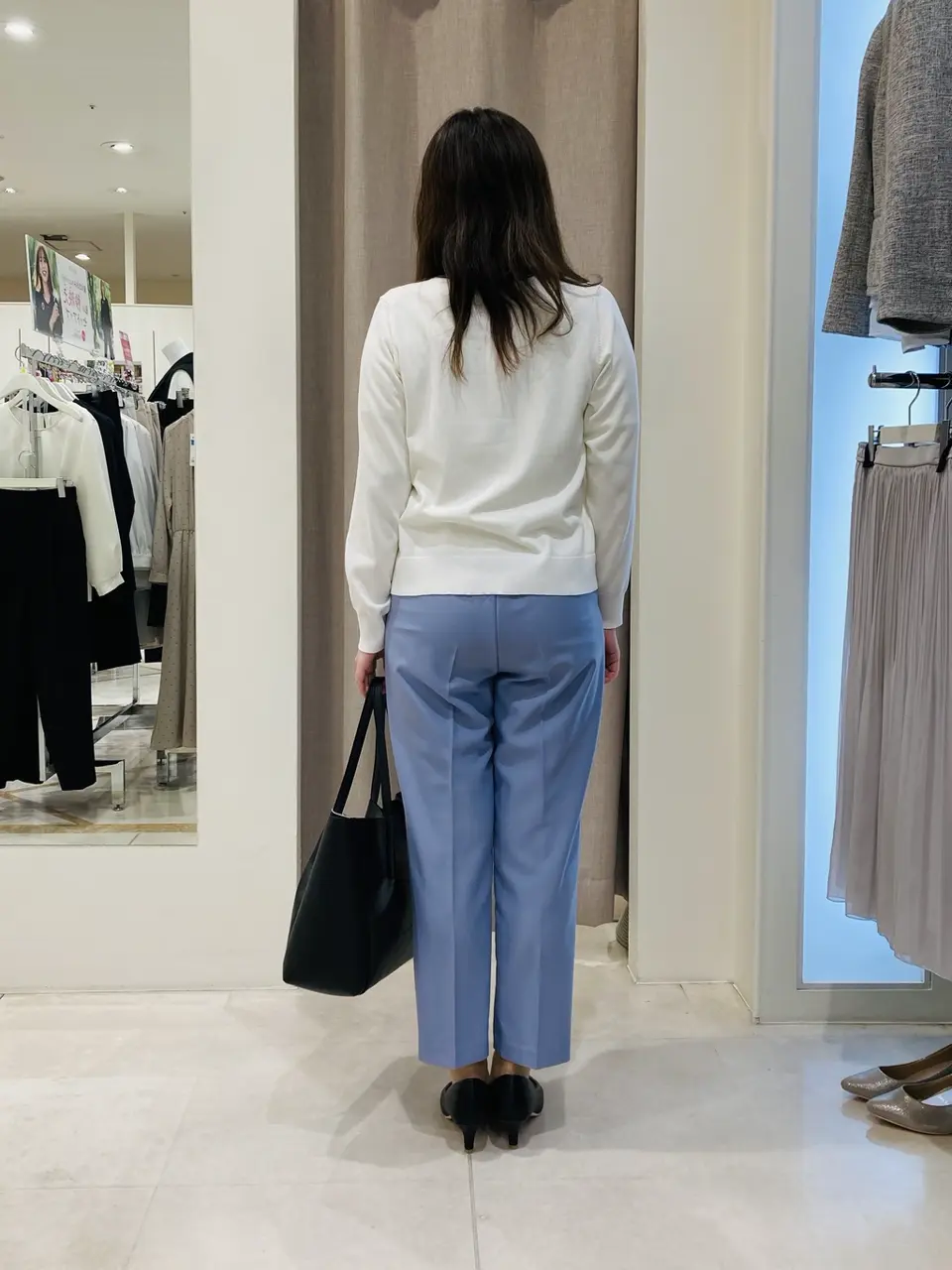 ANY SIS 川根　彩 コーディネート画像