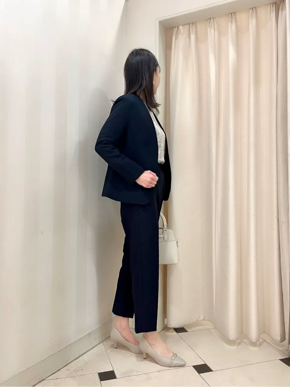 ANY SIS 金井 コーディネート画像