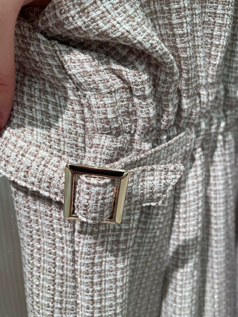 ANY SIS 咲本 コーディネート画像