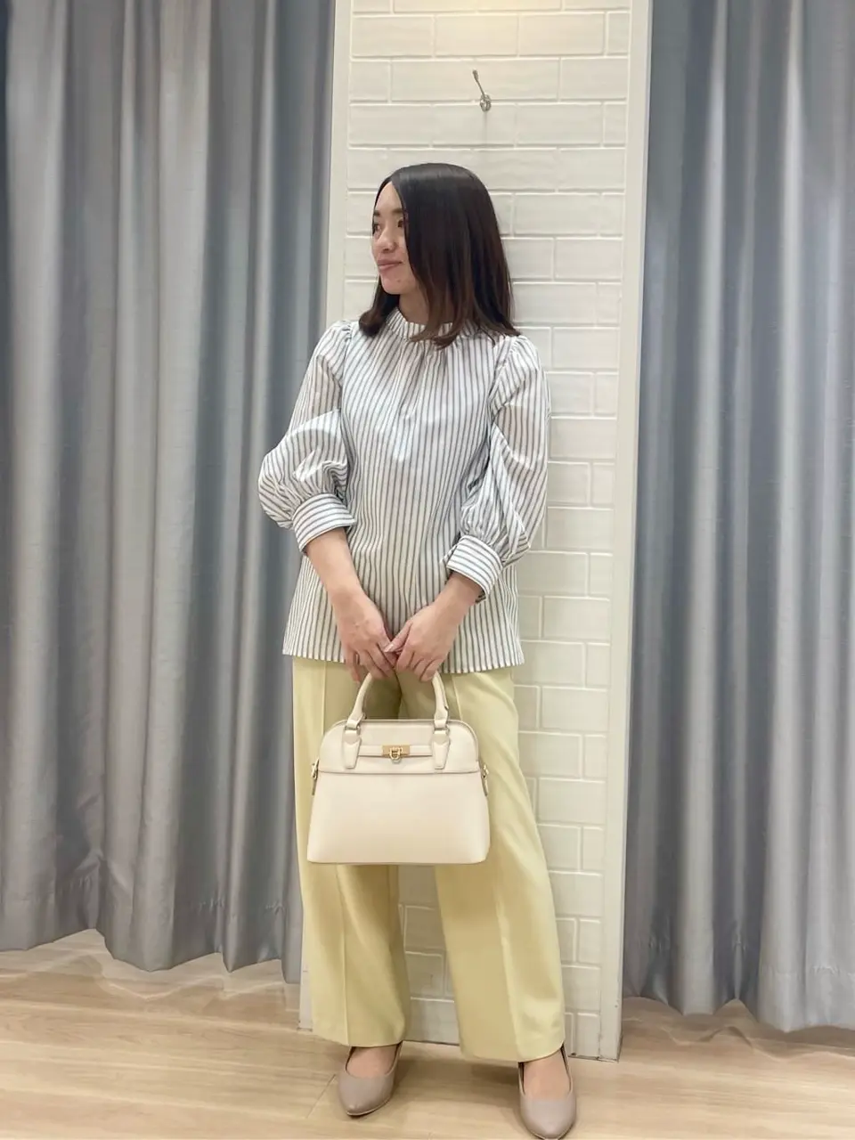 ANY SIS 丸岡 コーディネート画像