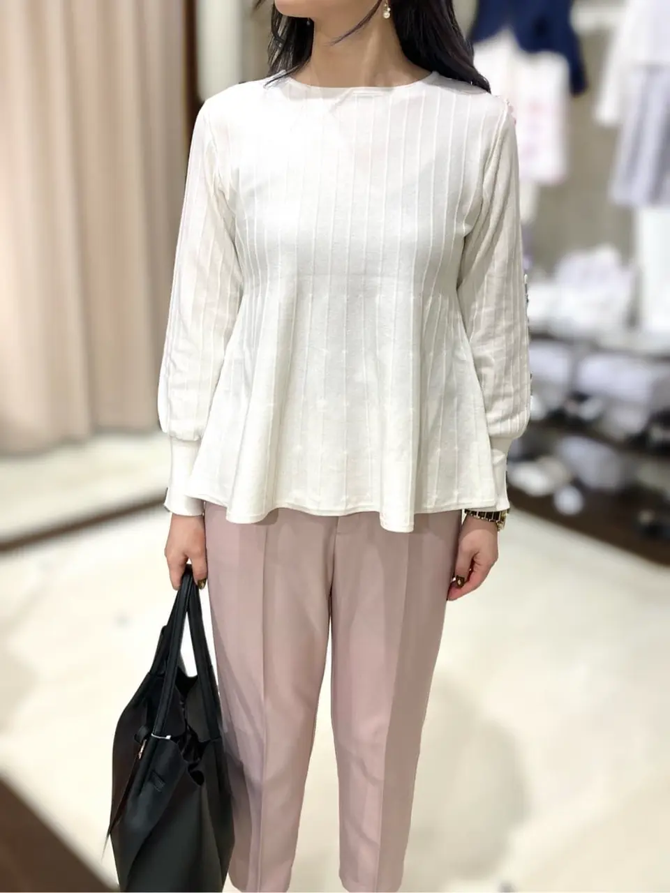 ANY SIS STAFF コーディネート画像