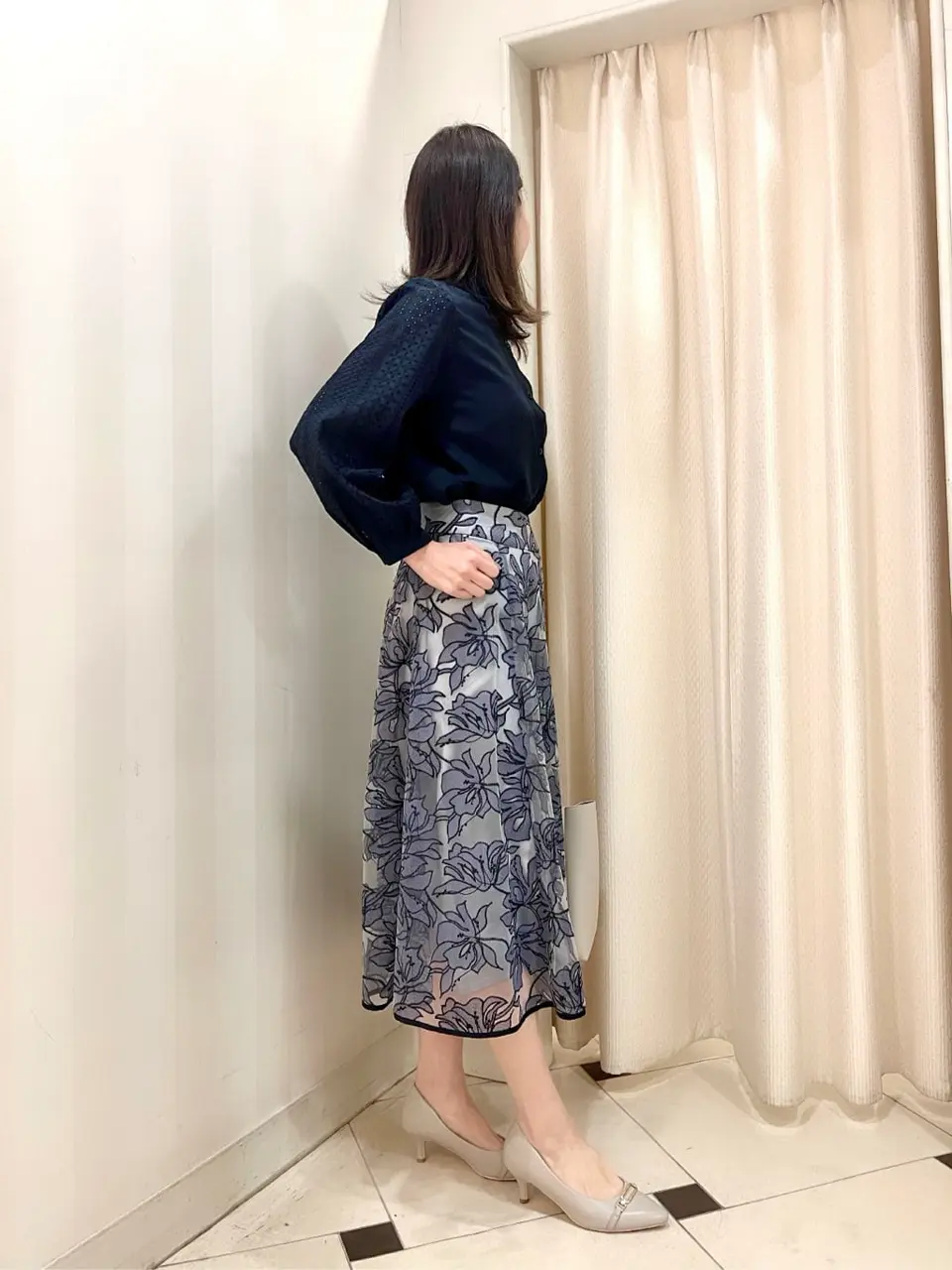 ANY SIS 金井 コーディネート画像