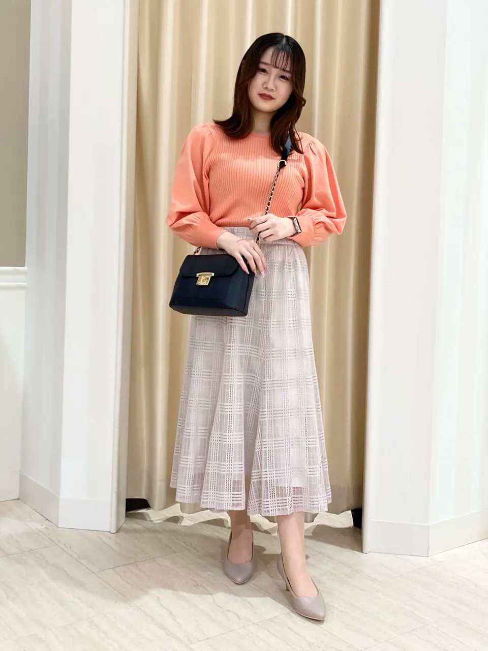 ANY SIS スタッフ コーディネート画像