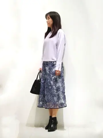 ANY SIS スタッフ コーディネート画像