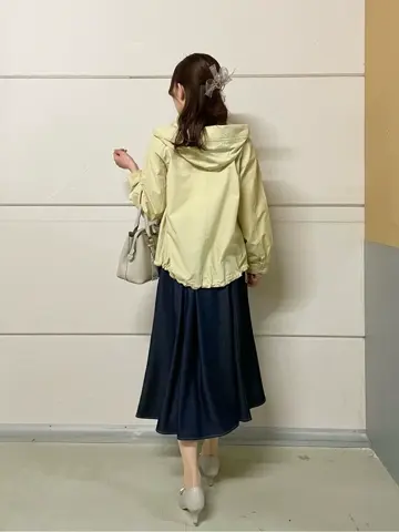 ANY SIS みぃ コーディネート画像