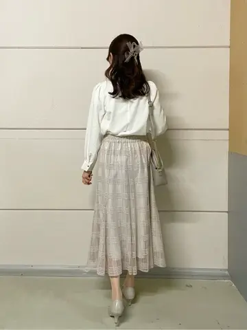 ANY SIS みぃ コーディネート画像