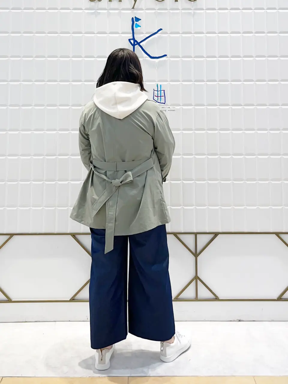 ANY SIS 西田 コーディネート画像