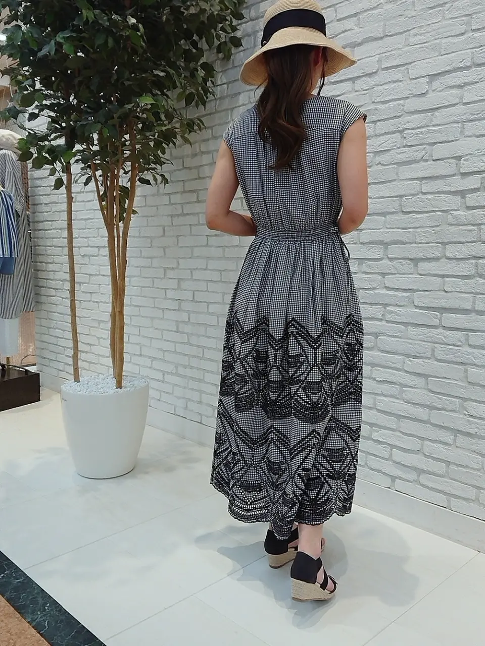 ANY SIS 東海林 コーディネート画像