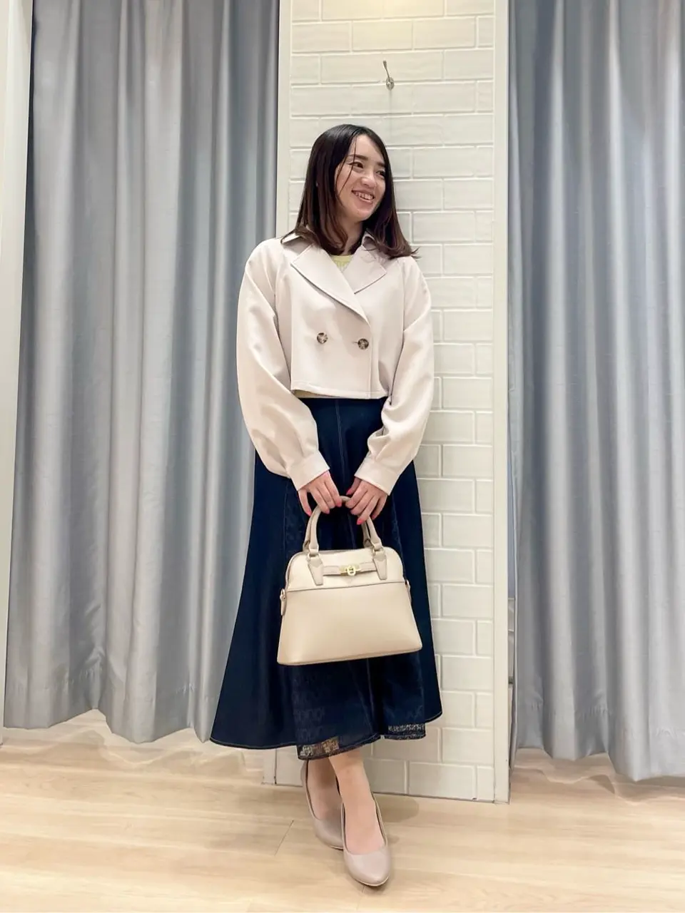 ANY SIS 丸岡 コーディネート画像