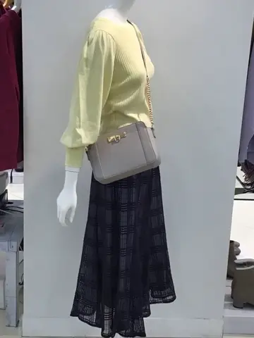 ANY SIS 本田 コーディネート画像