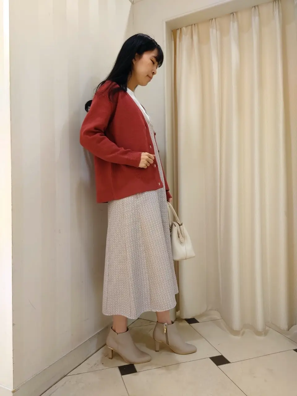 ANY SIS スタッフ コーディネート画像