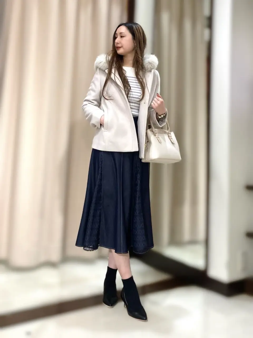 ANY SIS STAFF コーディネート画像