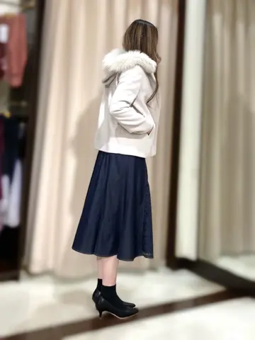 ANY SIS STAFF コーディネート画像