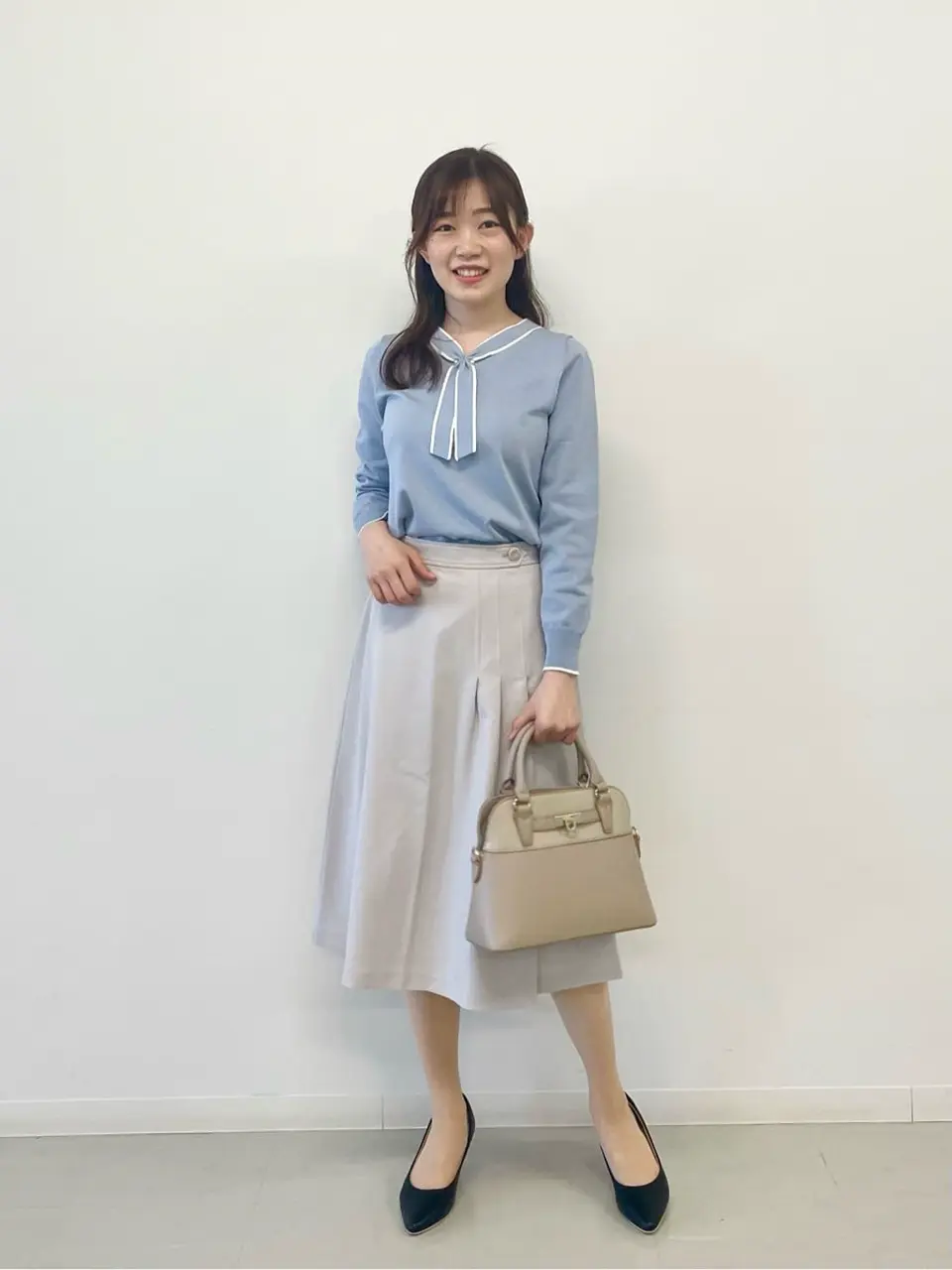 ANY SIS みぃ コーディネート画像