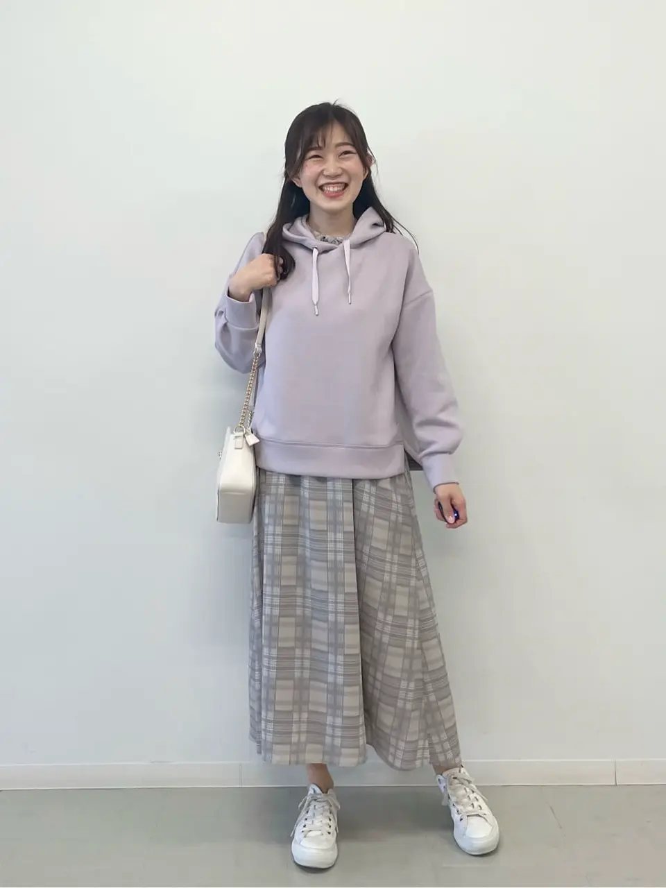 ANY SIS みぃ コーディネート画像