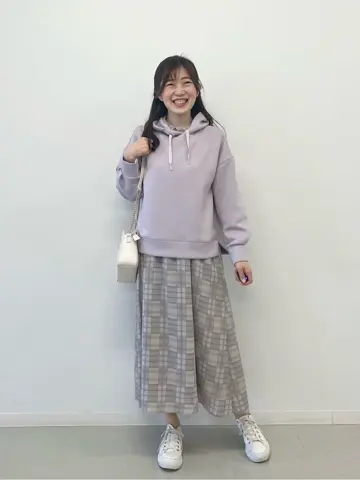 ANY SIS みぃ コーディネート画像