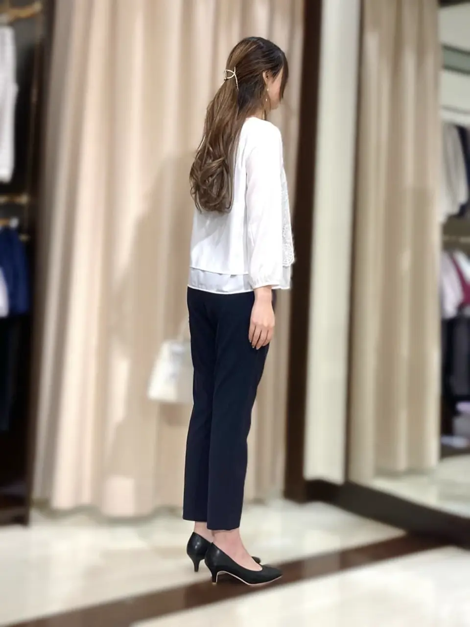 ANY SIS STAFF コーディネート画像