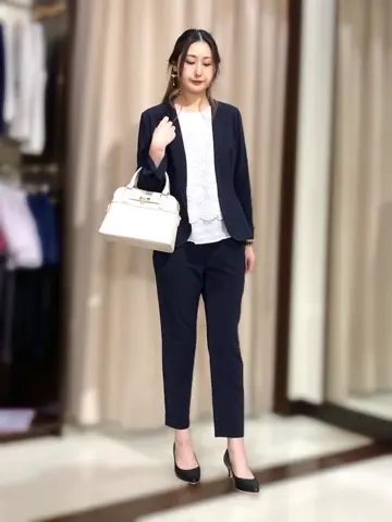 ANY SIS STAFF コーディネート画像