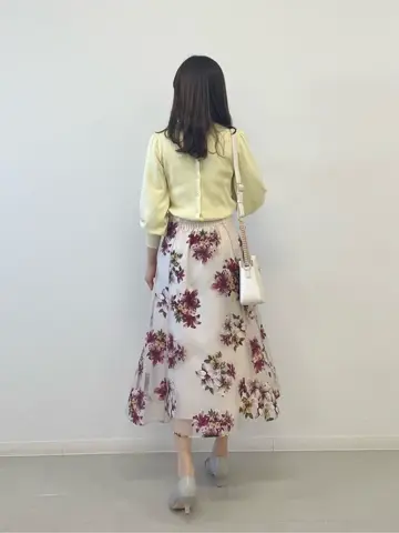 ANY SIS みぃ コーディネート画像