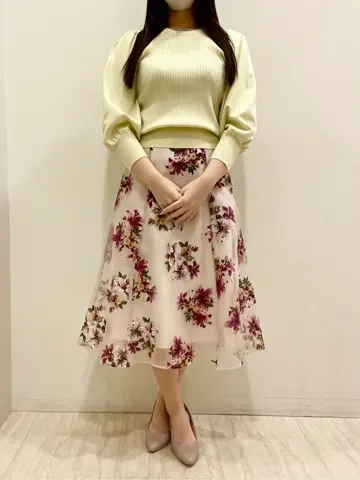 ANY SIS スタッフ コーディネート画像